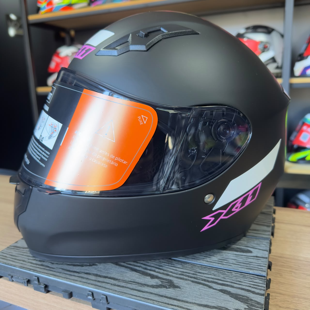 Capacete X11 Trust Pro Shadow Preto c/ Roxo + Viseira Fumê - Imagem 5